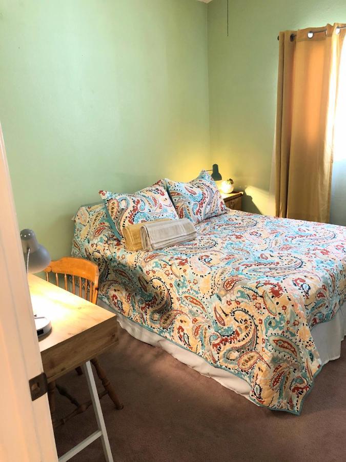 Festive Haven Room Hemet Bagian luar foto