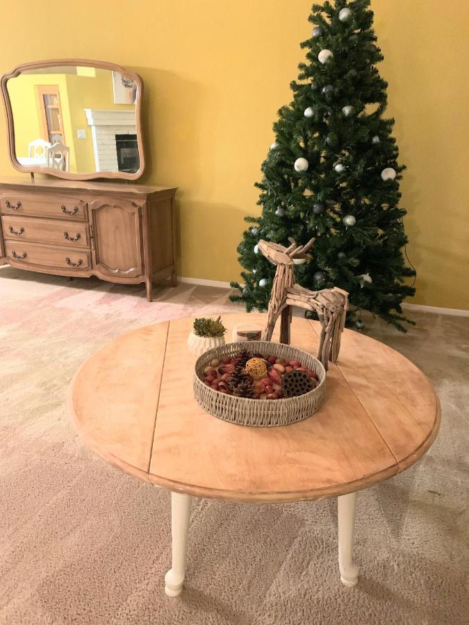 Festive Haven Room Hemet Bagian luar foto
